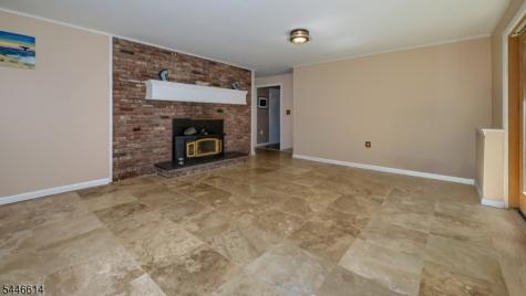 460 Laurel Lane Kinnelon NJ 07405