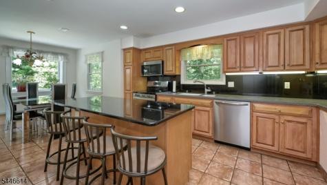 460 Laurel Lane Kinnelon NJ 07405