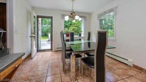 460 Laurel Lane Kinnelon NJ 07405