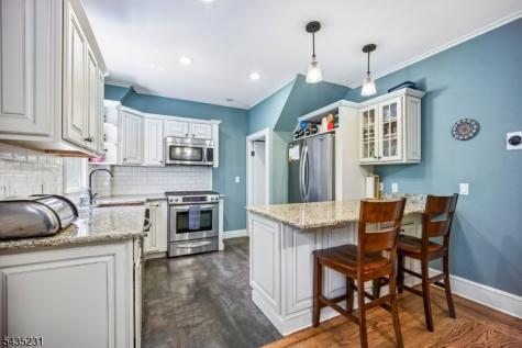 76 Meadowbrook Road Millburn NJ 07078