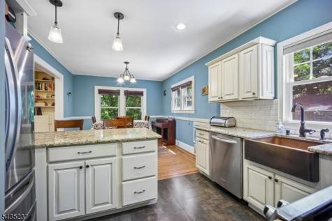 76 Meadowbrook Road Millburn NJ 07078