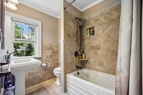 76 Meadowbrook Road Millburn NJ 07078