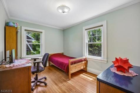 76 Meadowbrook Road Millburn NJ 07078