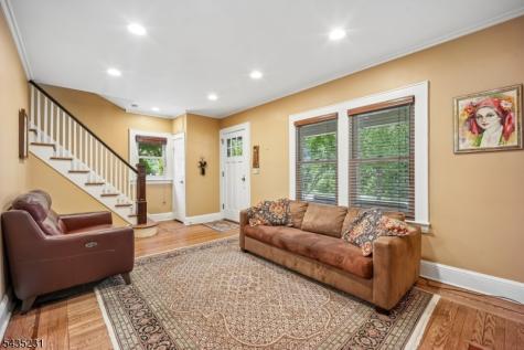 76 Meadowbrook Road Millburn NJ 07078