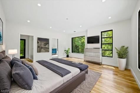 136 Mount Harmony Road Bernardsville NJ 07924