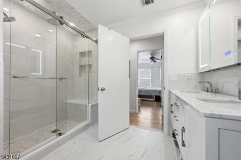 161 South Parkway Clifton NJ 07014