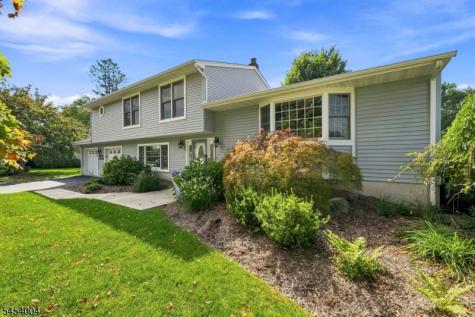 11 Mary Place Pequannock NJ 07440