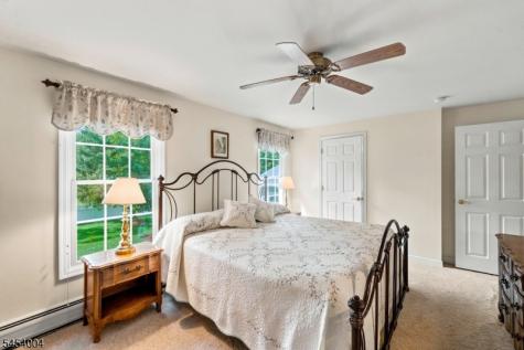 11 Mary Place Pequannock NJ 07440
