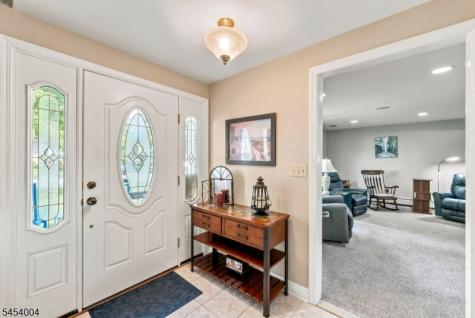 11 Mary Place Pequannock NJ 07440
