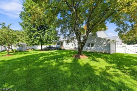 11 Mary Place Pequannock NJ 07440