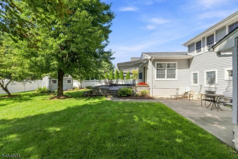 11 Mary Place Pequannock NJ 07440