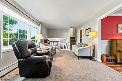 11 Mary Place Pequannock NJ 07440