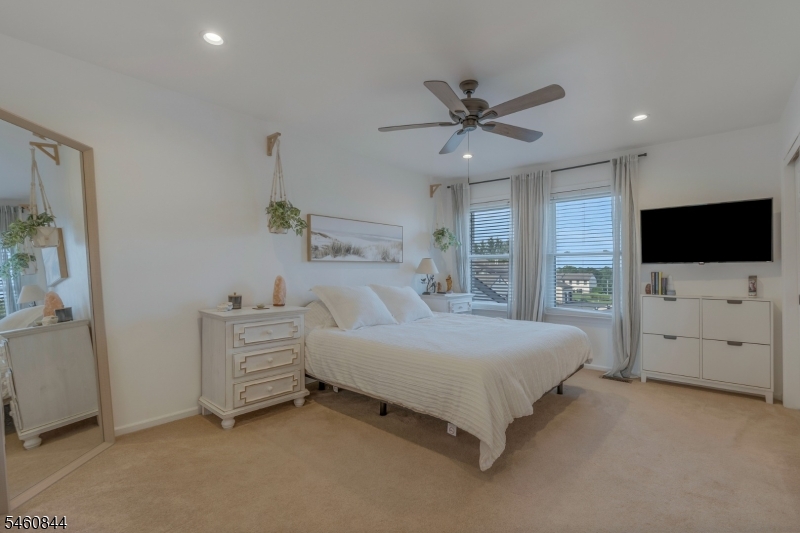 416 Willow Court Raritan NJ 08822