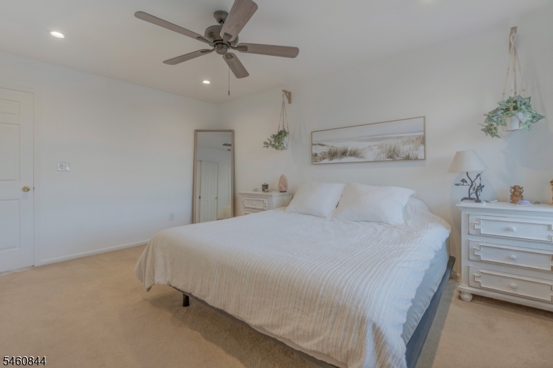 416 Willow Court Raritan NJ 08822