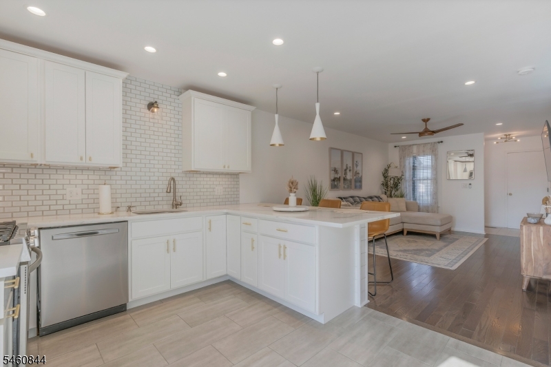 416 Willow Court Raritan NJ 08822