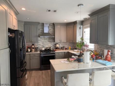 2843 Wickersham Avenue Linden NJ 07036