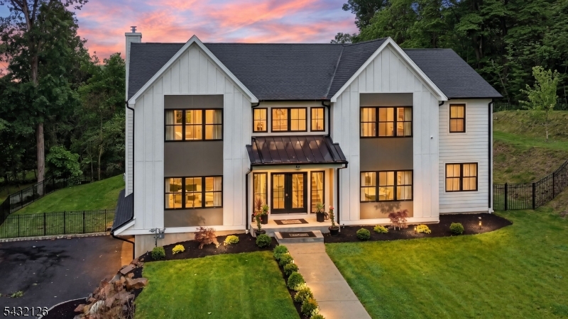 49 Upper Drive Watchung NJ 07069