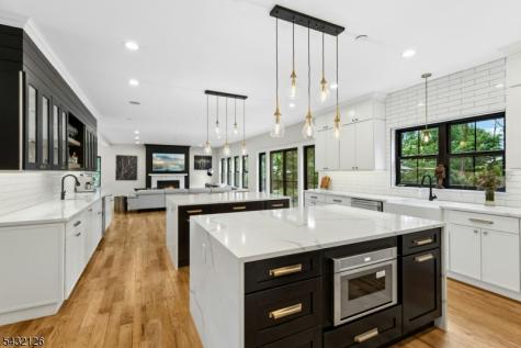 49 Upper Drive Watchung NJ 07069