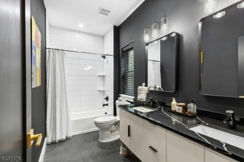 49 Upper Drive Watchung NJ 07069