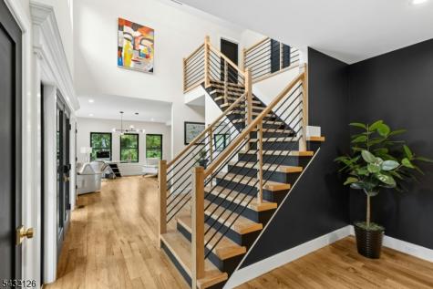 49 Upper Drive Watchung NJ 07069