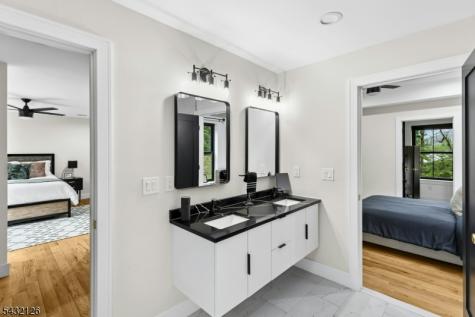 49 Upper Drive Watchung NJ 07069