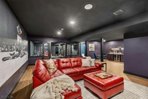 49 Upper Drive Watchung NJ 07069