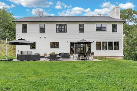 49 Upper Drive Watchung NJ 07069