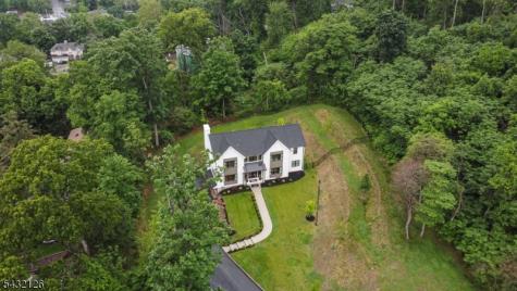 49 Upper Drive Watchung NJ 07069