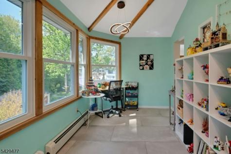 10 Ronald Terrace Springfield NJ 07081
