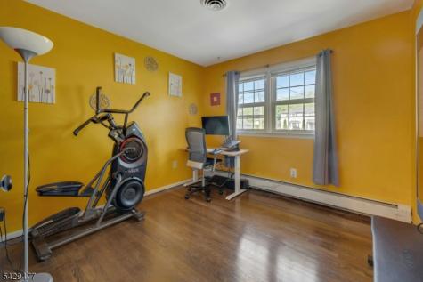 10 Ronald Terrace Springfield NJ 07081