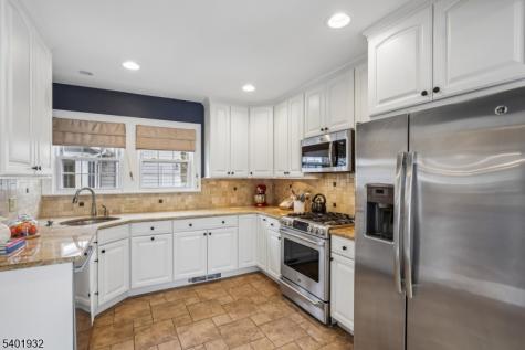 448 Ridgewood Road Maplewood NJ 07040