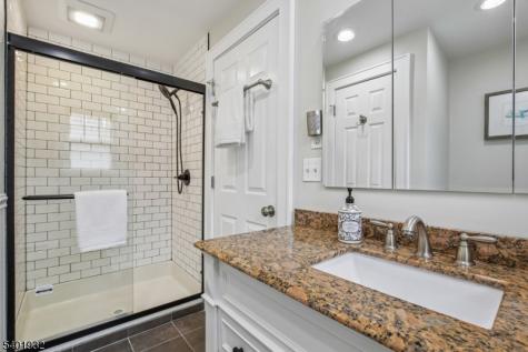 448 Ridgewood Road Maplewood NJ 07040