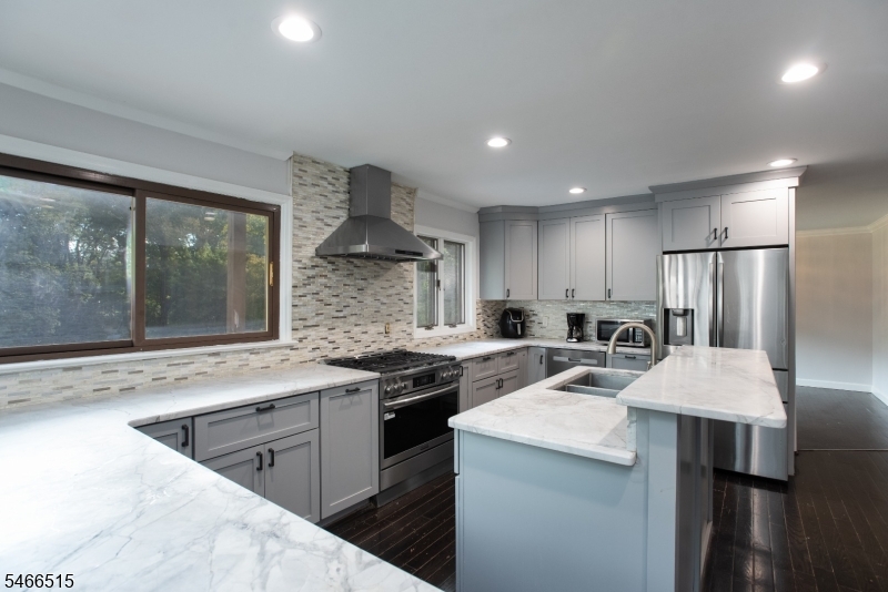 116 Emerson Road Franklin NJ 08873