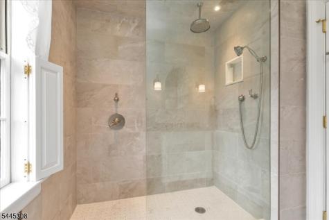 911 Ravine Road Lebanon NJ 07830