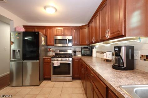 527 E Main Street Bridgewater NJ 08807