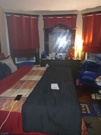 20 Rockland Terrace Newark NJ 07106