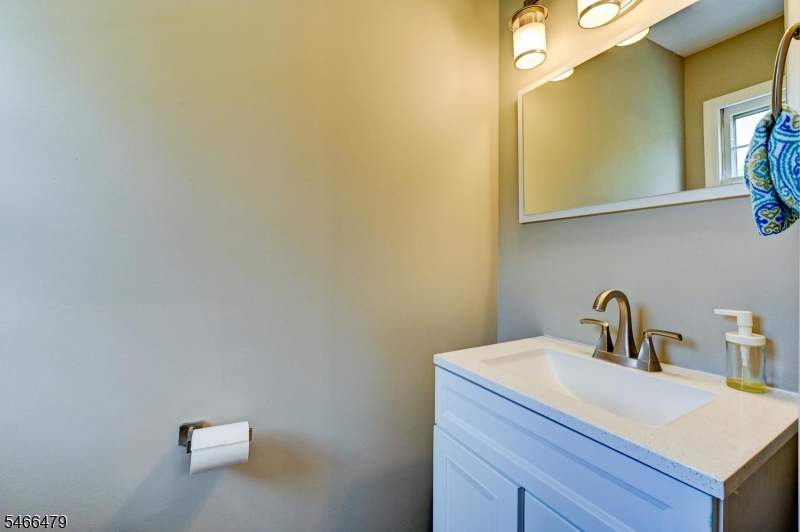553 Rolling Hills Road Bridgewater NJ 08807