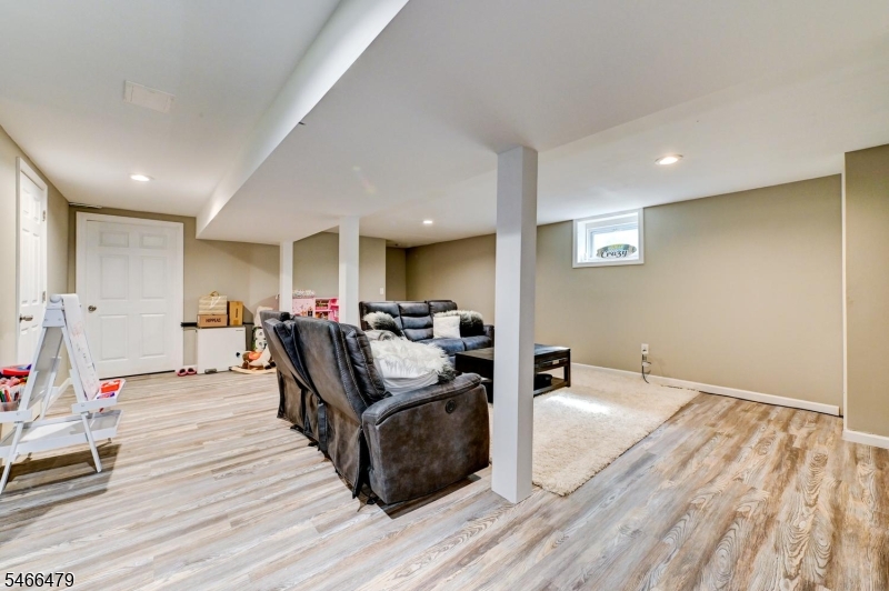 553 Rolling Hills Road Bridgewater NJ 08807