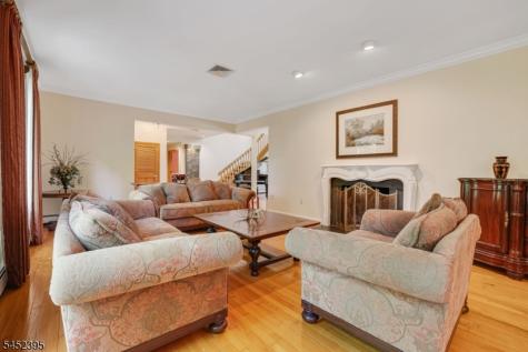 738 Ridge Road Kinnelon NJ 07405