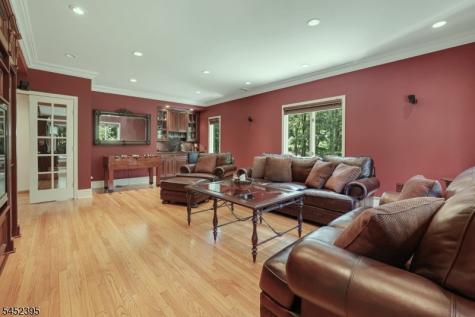 738 Ridge Road Kinnelon NJ 07405