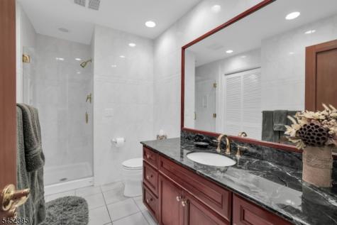 738 Ridge Road Kinnelon NJ 07405