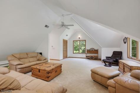 738 Ridge Road Kinnelon NJ 07405