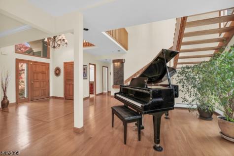 738 Ridge Road Kinnelon NJ 07405