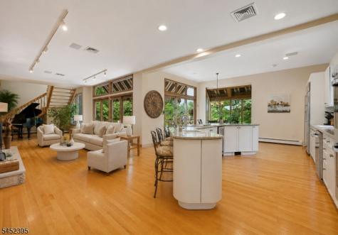 738 Ridge Road Kinnelon NJ 07405