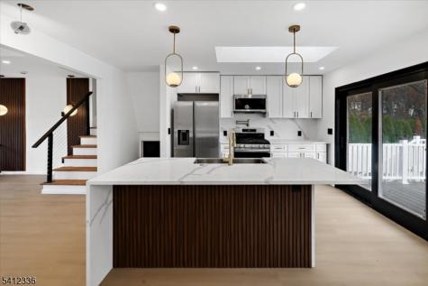 32 Luhman Terrace Secaucus NJ 07094