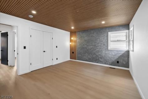 32 Luhman Terrace Secaucus NJ 07094