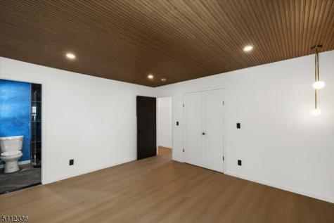 32 Luhman Terrace Secaucus NJ 07094