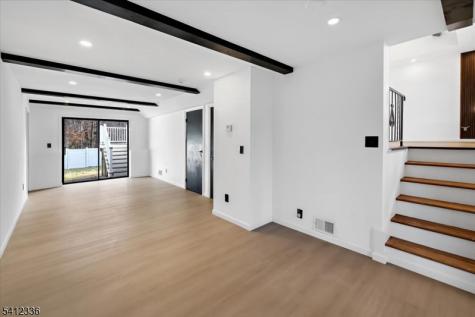 32 Luhman Terrace Secaucus NJ 07094