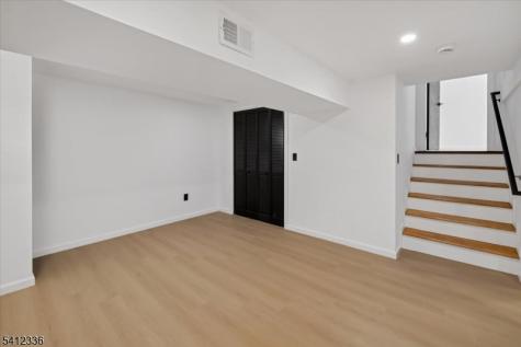 32 Luhman Terrace Secaucus NJ 07094