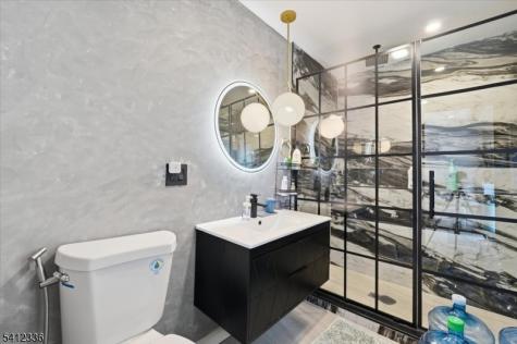32 Luhman Terrace Secaucus NJ 07094